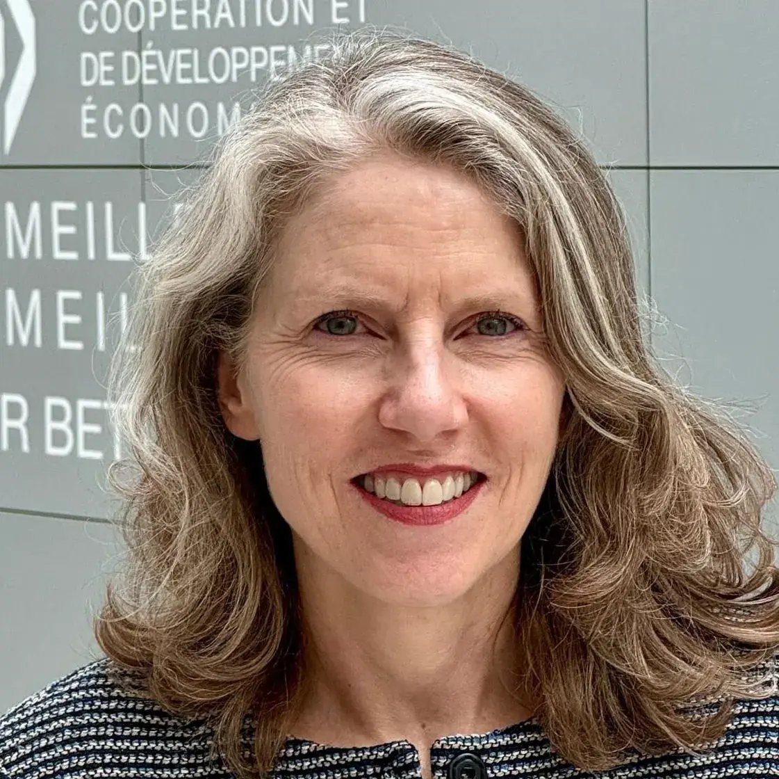 portrait-julia-fromholz (1)